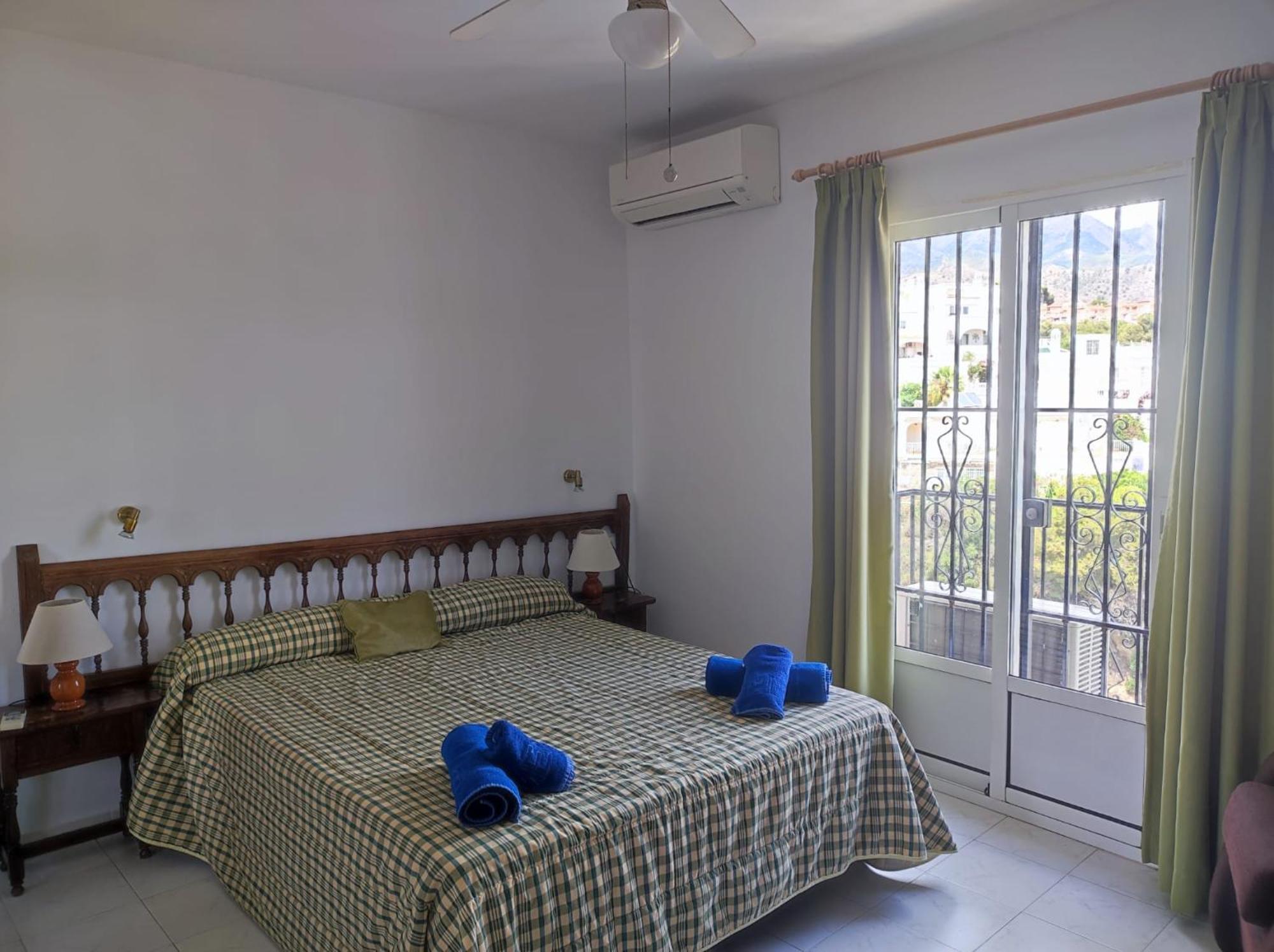 Hacienda 19 Menyber Apartment Nerja Exterior foto
