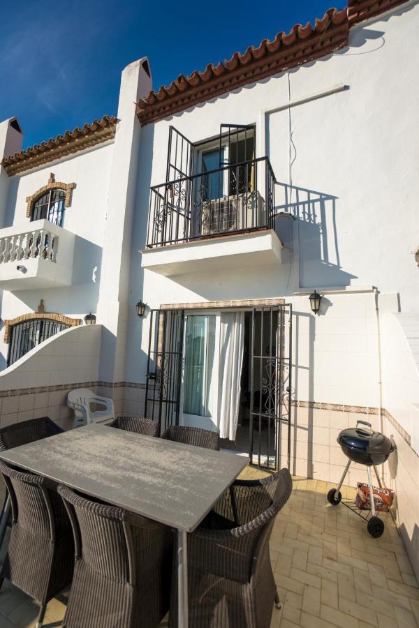 Hacienda 19 Menyber Apartment Nerja Exterior foto