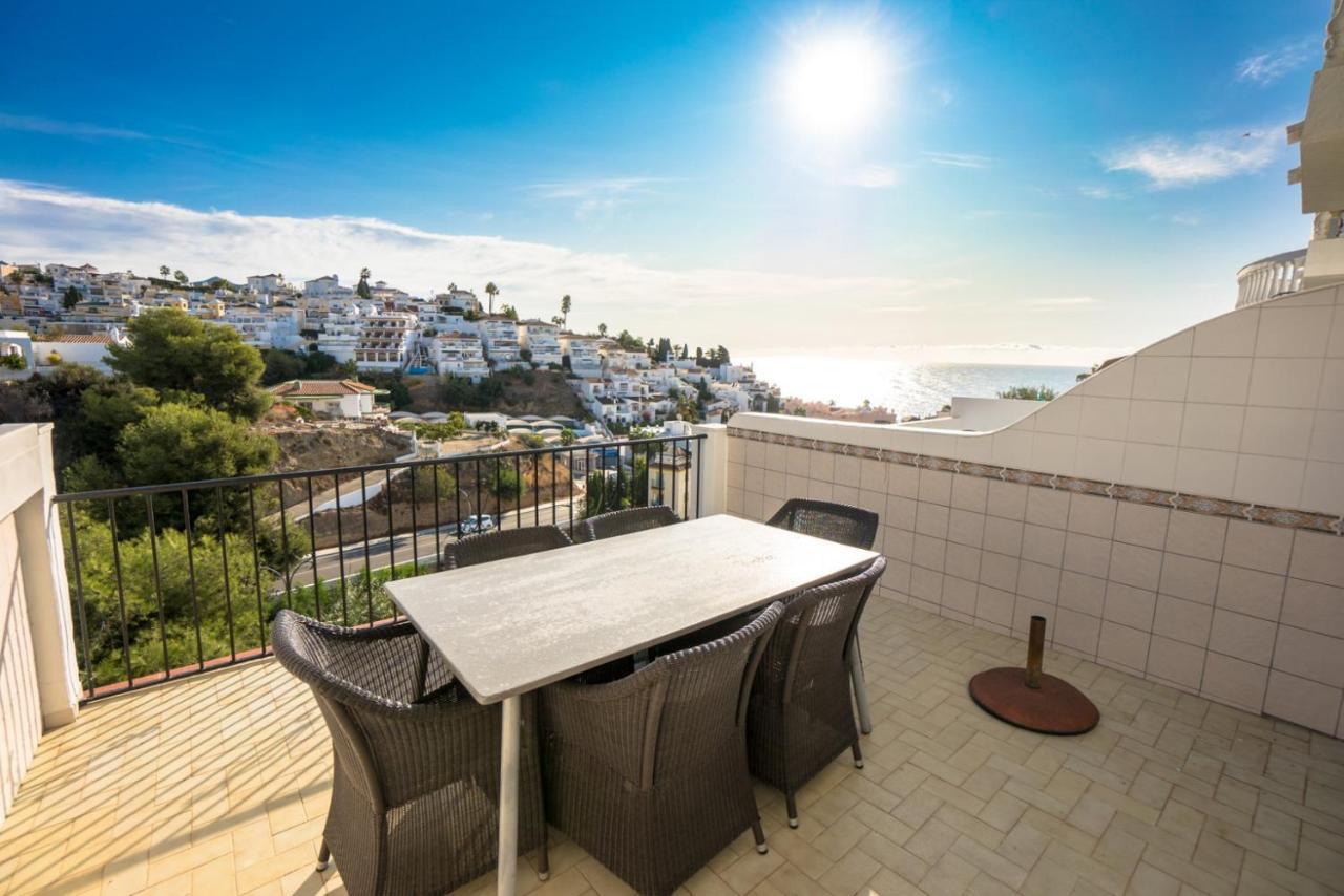 Hacienda 19 Menyber Apartment Nerja Exterior foto